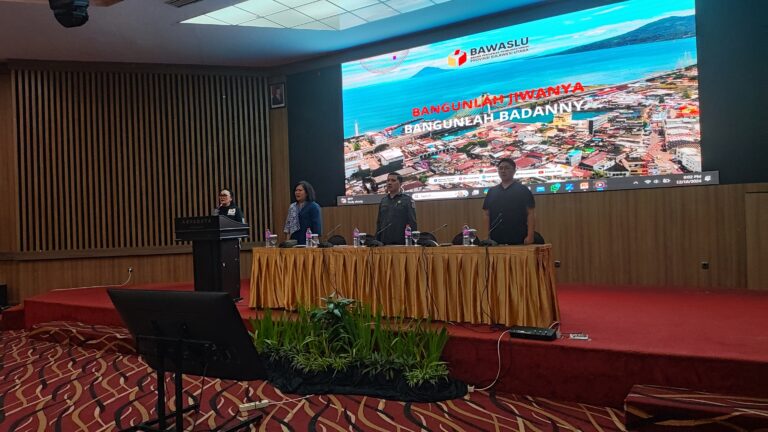 Bawaslu Sulut Gelar Rakor dan Evaluasi Pendistribusian Perlengkapan Pemungutan dan Penghitungan Suara Pilkada 2024